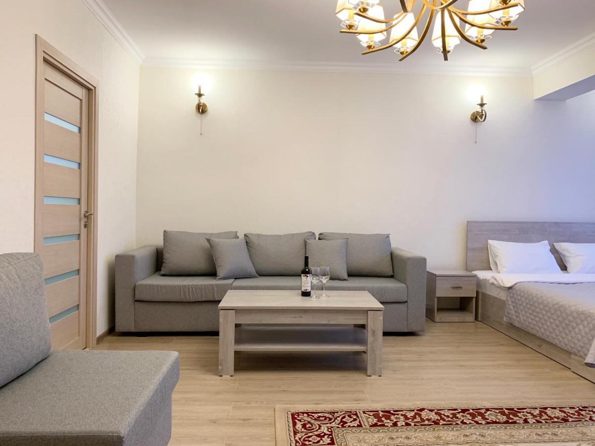 Brand New Comfortable Apartments In Sevan City Esterno foto